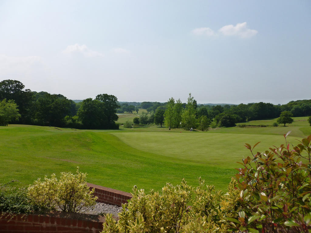 טנטרדן London Beach Country Hotel & Golf Club מראה חיצוני תמונה